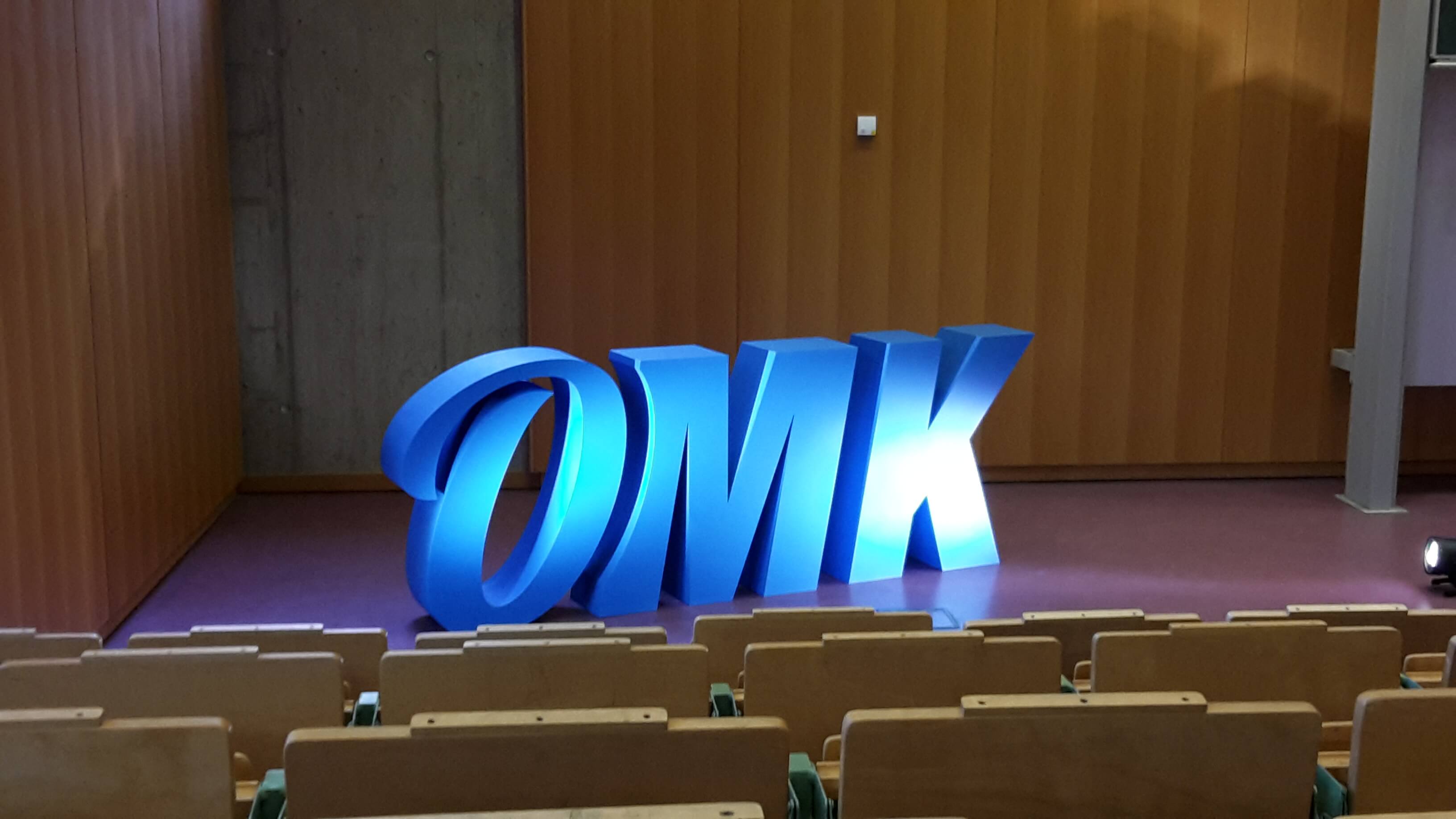 Bühne bei der OMK